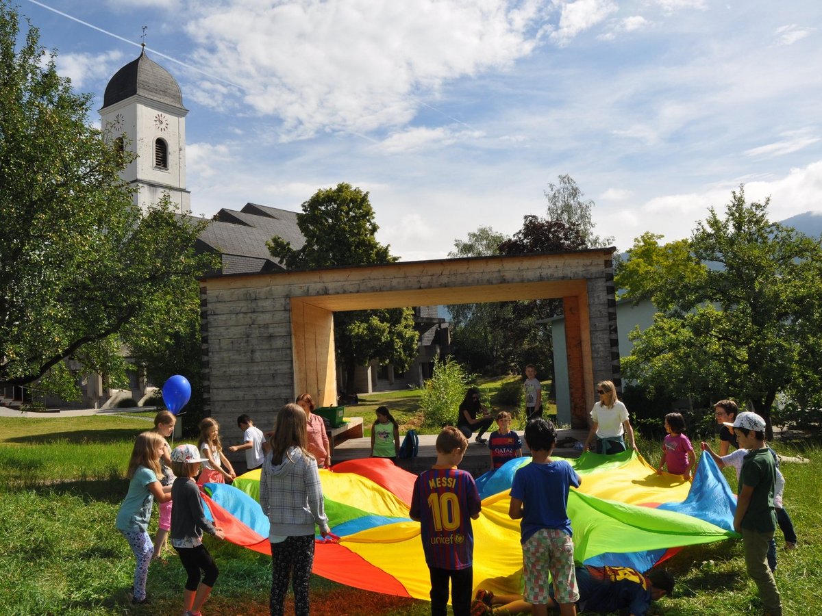 Gemeinde Göfis Frühjahrsputz im bugoGarten